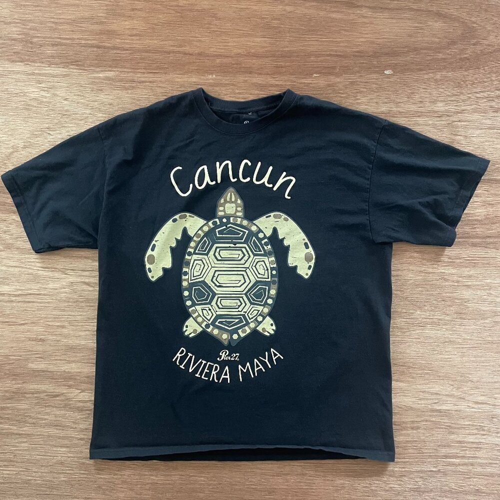 Cancun: Pier 27 Riviera Maya Turtle Graphic XL Black Short Sleeve T-Shirt